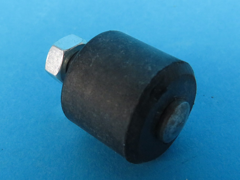 Anschlagbolzen mit Gummi 20 mm