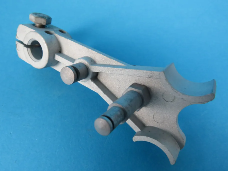 Anschlaghebel auf Hauptwelle