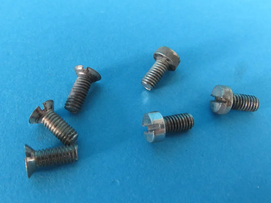 Schrauben-Set für Walzen